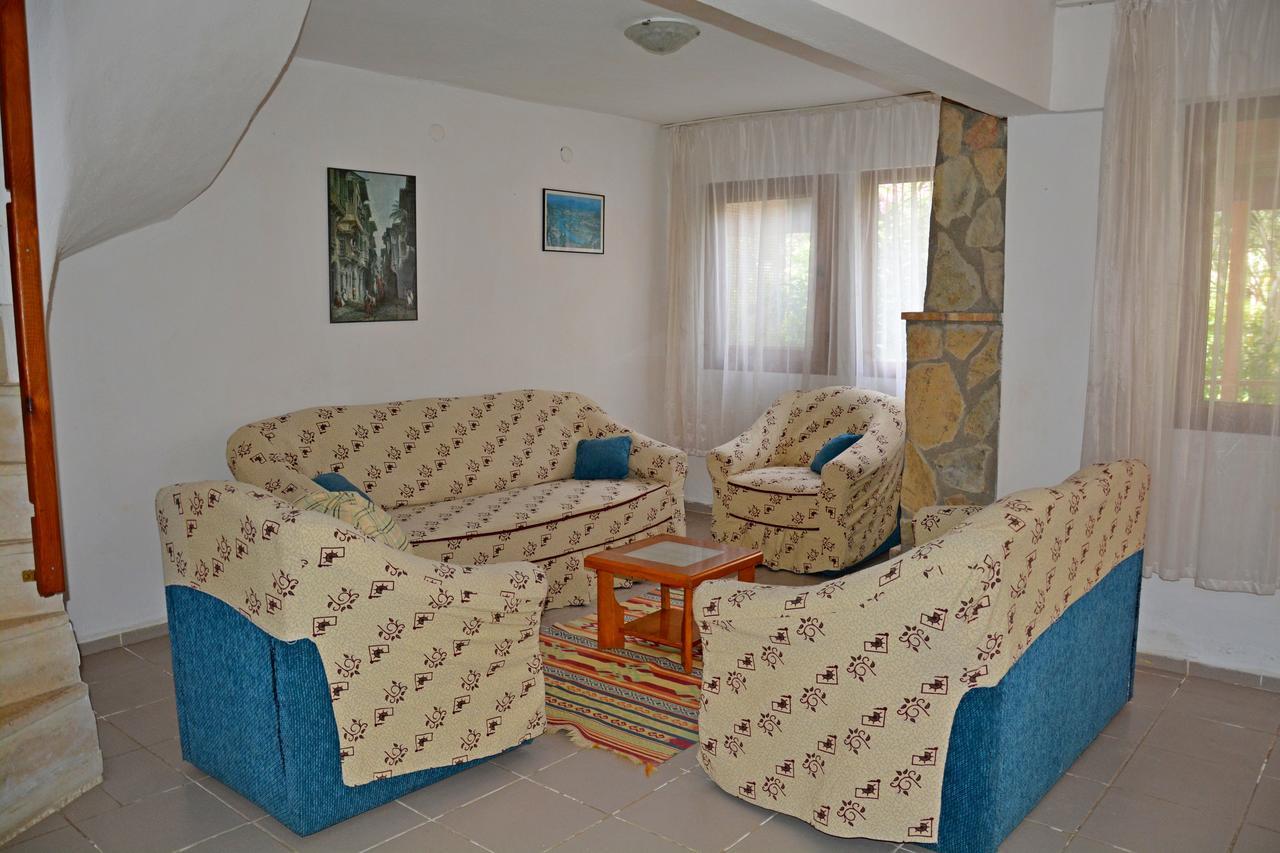 Villa Poseidon Далян Екстериор снимка