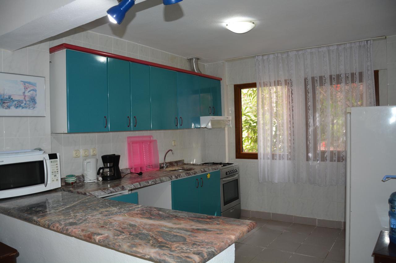Villa Poseidon Далян Екстериор снимка